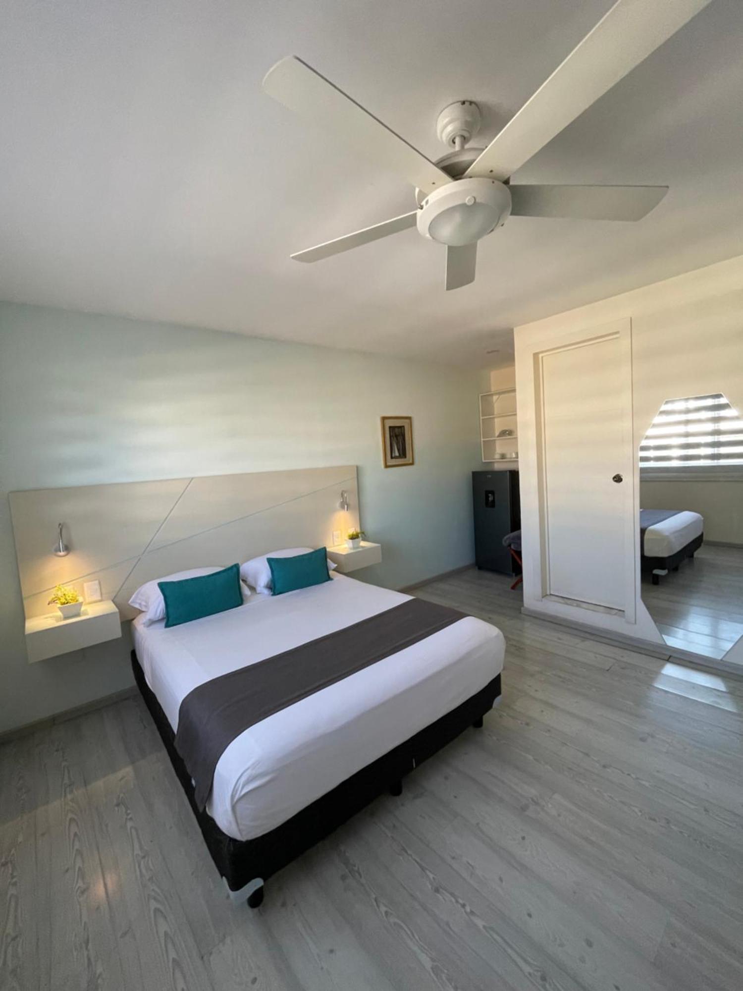 Constanza Lofts Executives En Zapopan Jalisco Aparthotel Luaran gambar